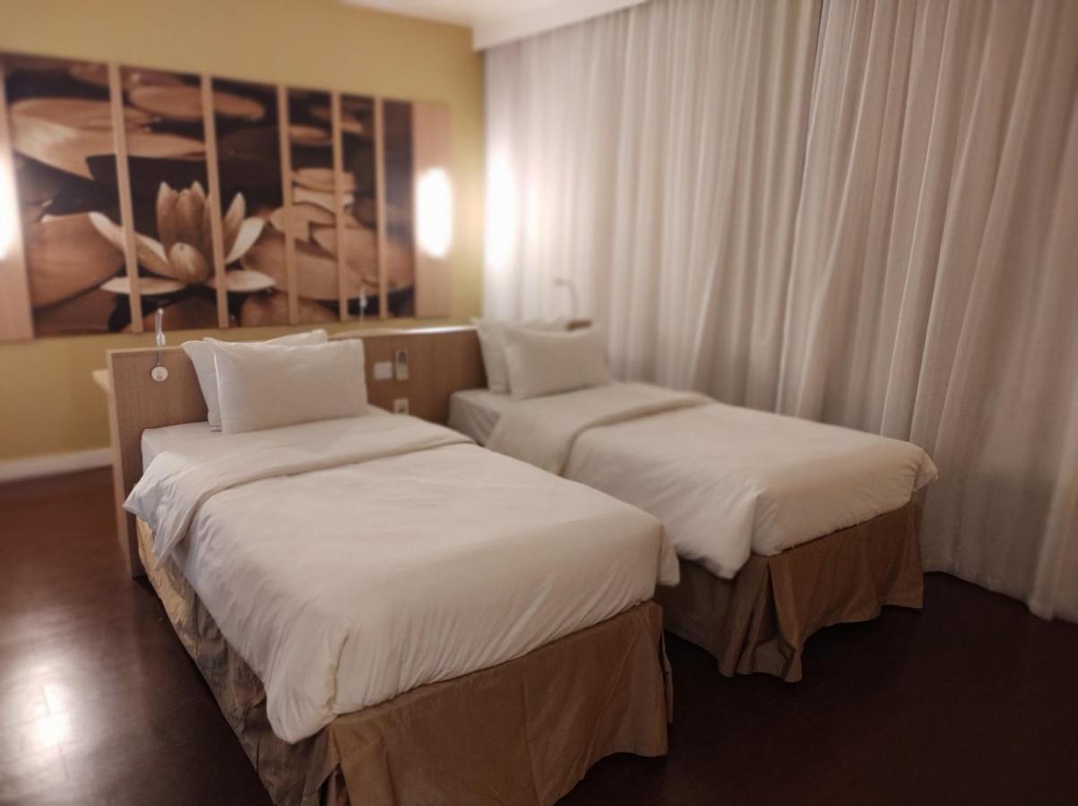 Mercure Hotel Manaus Exterior foto