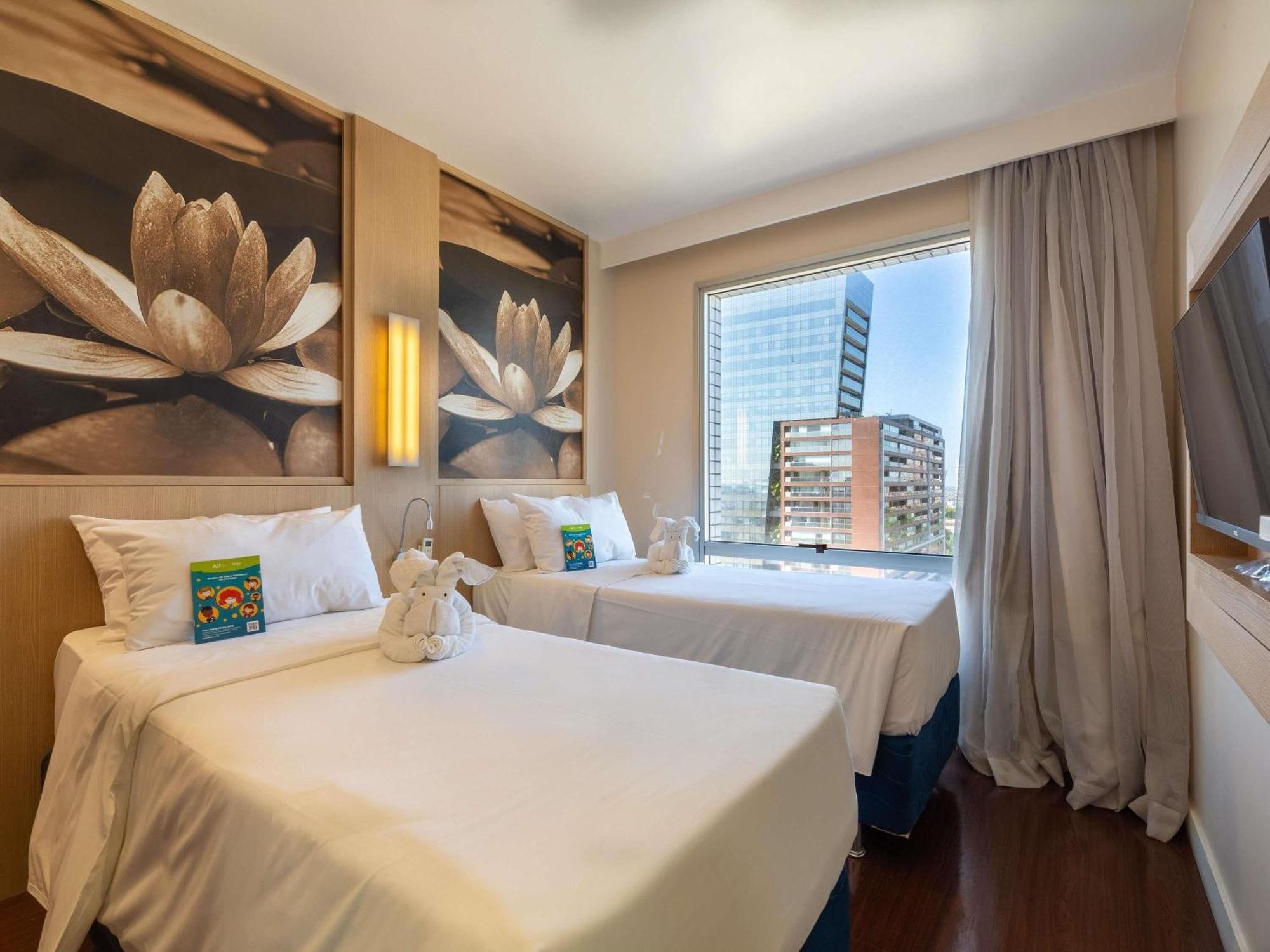 Mercure Hotel Manaus Exterior foto