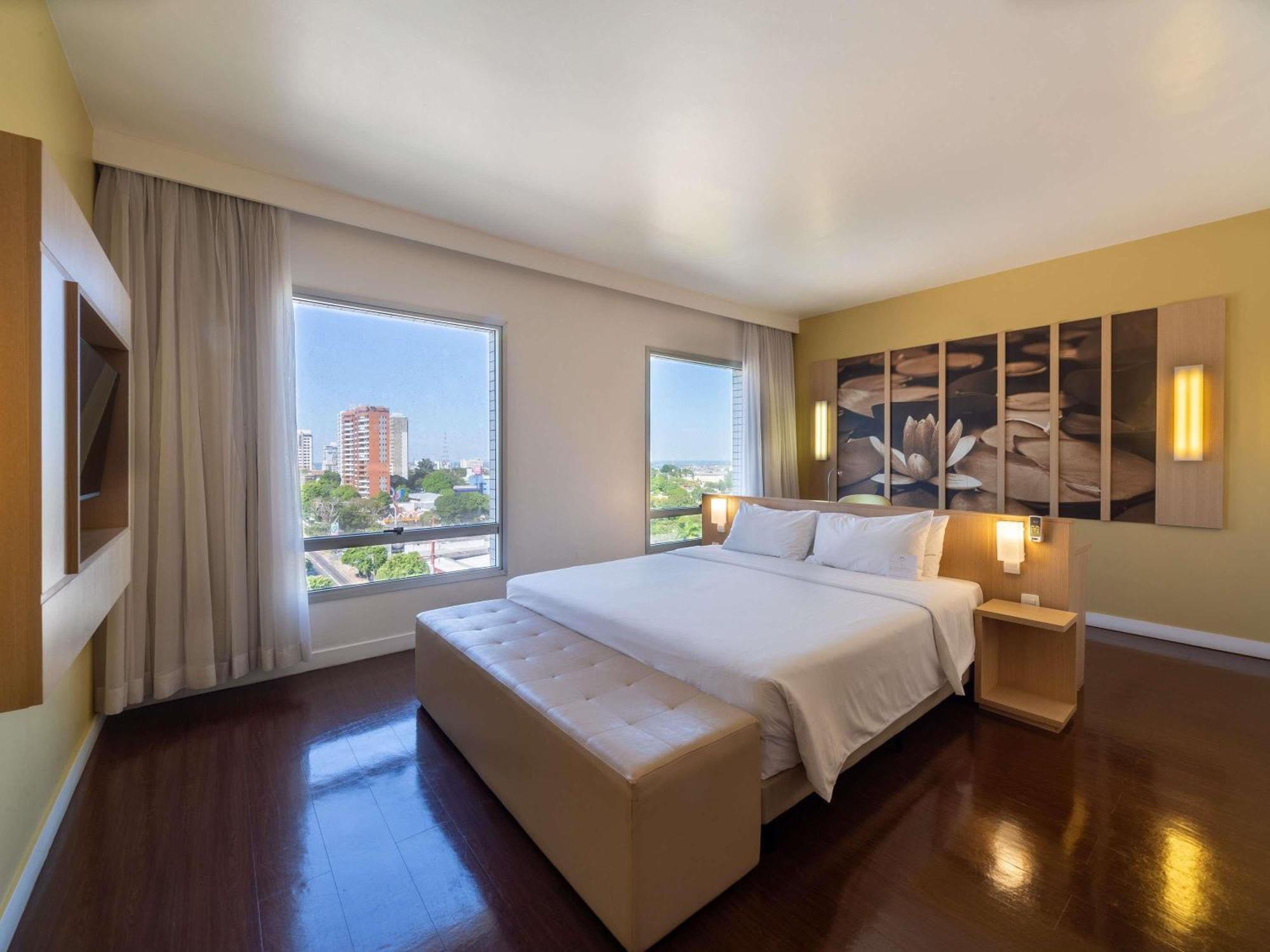 Mercure Hotel Manaus Exterior foto